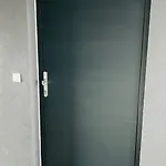 Holesovice, Garden, Garage *