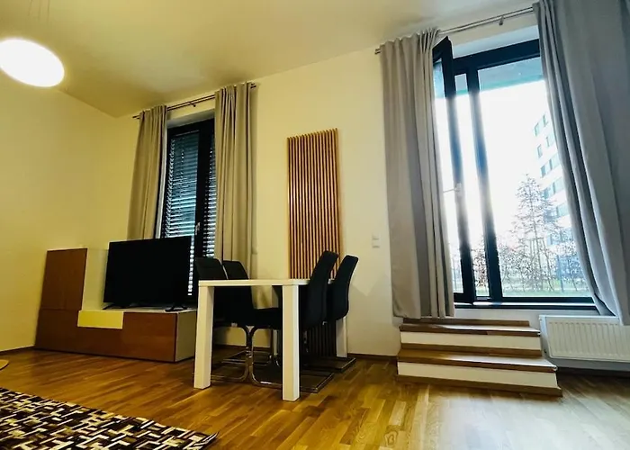 Holesovice, Garden, Garage Apartamento *