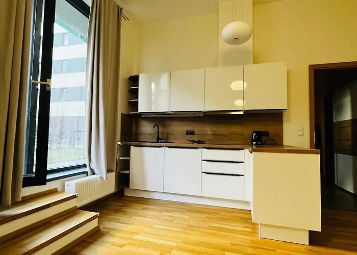 Holesovice, Garden, Garage Apartamento *